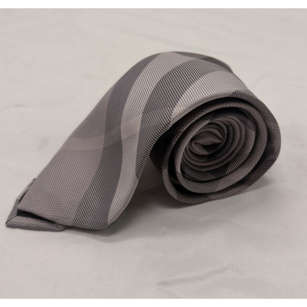 Burberry London Mens 100% Silk Tie Purple Gray Made in Italy - Picture 2 of 8